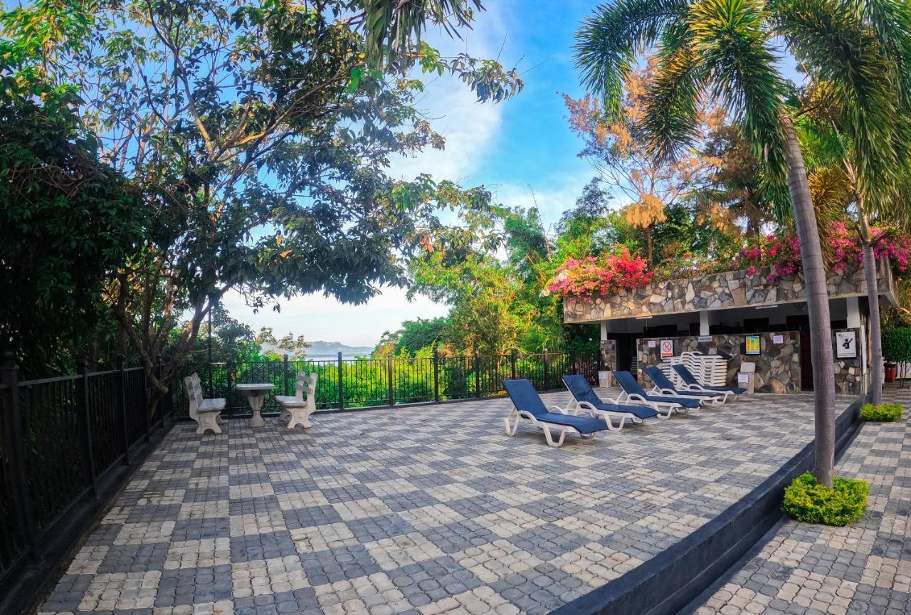 Centauria Wild Hotel Udawalawe Exterior foto